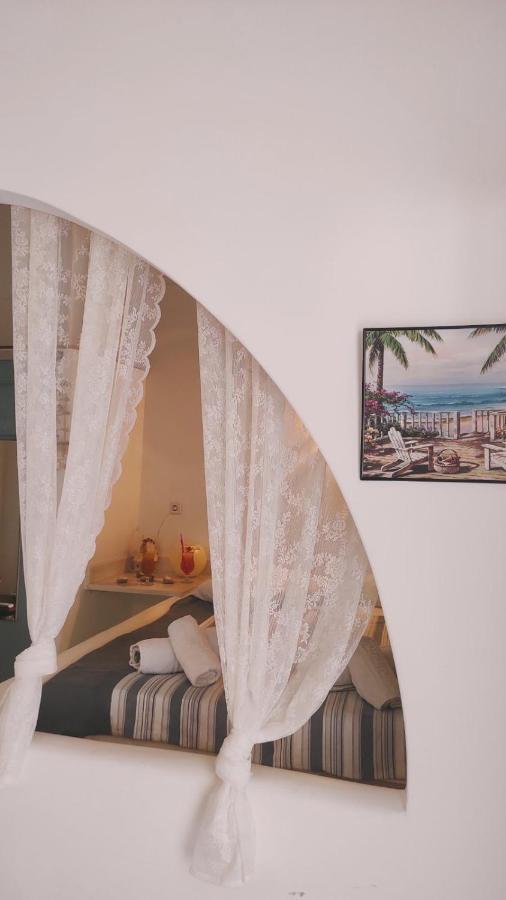 Lampi'S Dolphin Aparthotel Patmos Island Exterior photo